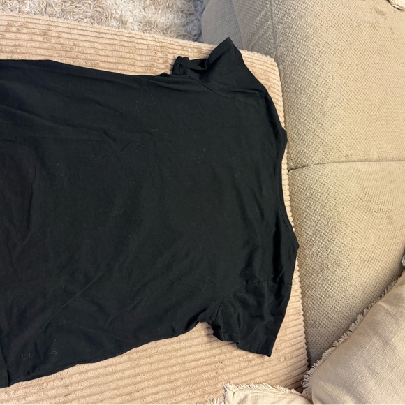 Polo by Ralph Lauren Black Tee with Bear Design - Picture 3 of 4